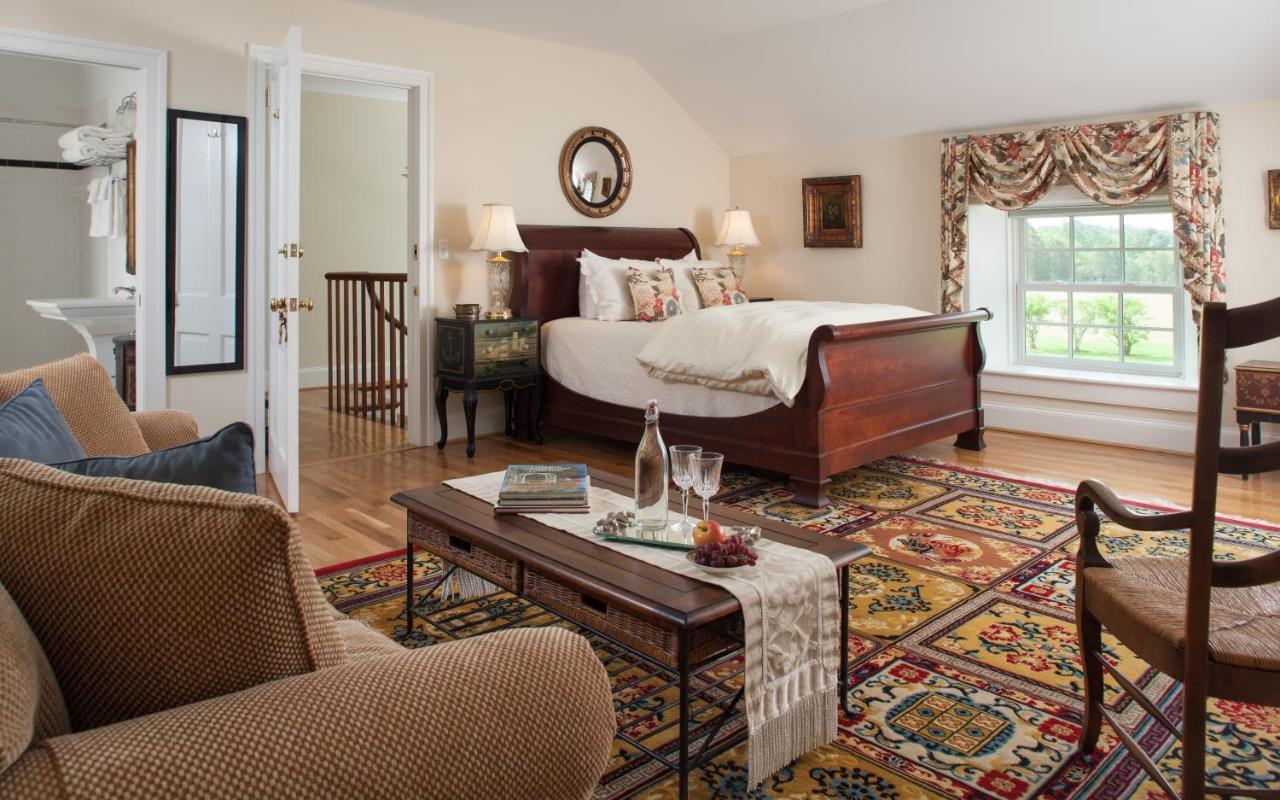 Inn At Warner Hall Gloucester Zewnętrze zdjęcie