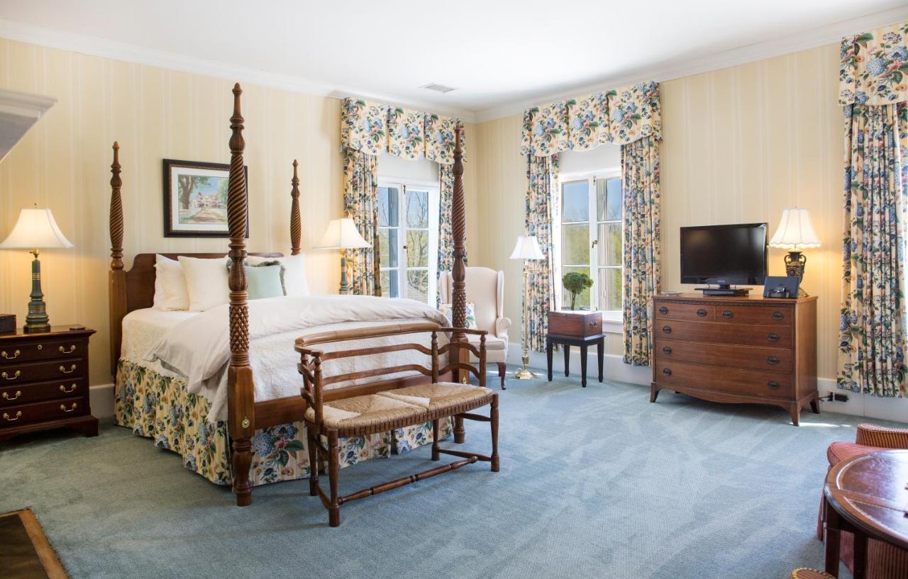 Inn At Warner Hall Gloucester Zewnętrze zdjęcie