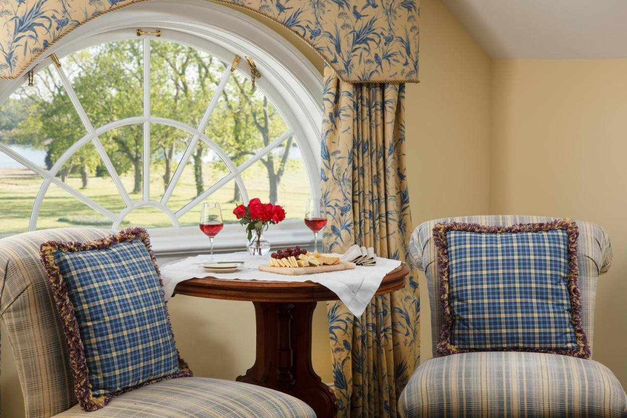 Inn At Warner Hall Gloucester Zewnętrze zdjęcie